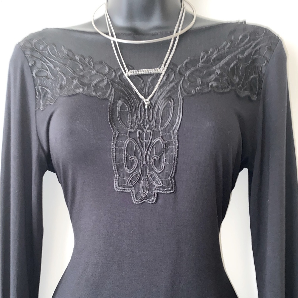 ✨ VENUS MESH TOP